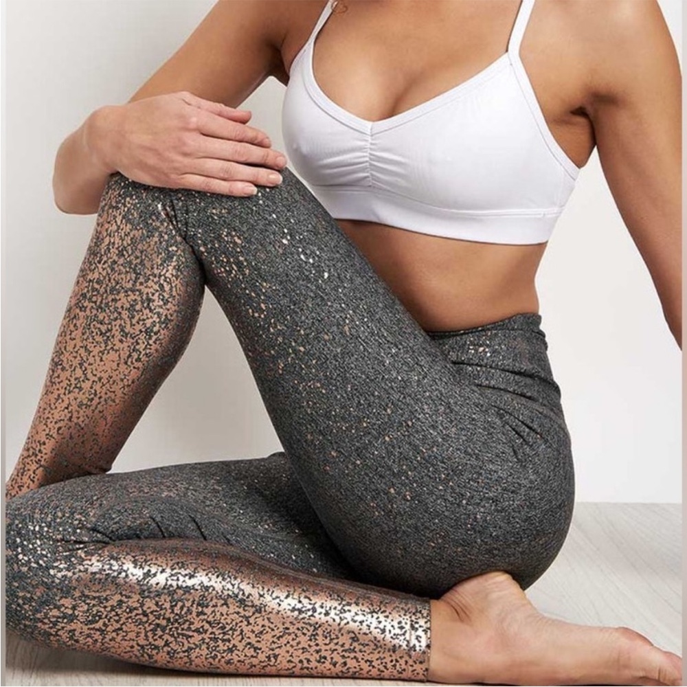 Beyond Yoga x Pure Barre Gray Rose Gold Alloy Ombre High Waisted Midi Legging L